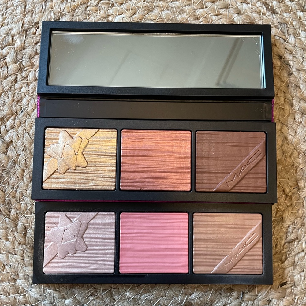 MAC shiny pretty things holiday face palettes